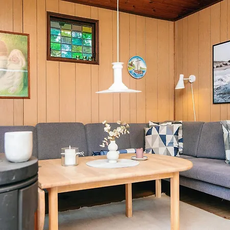 Semesterbostad 4 Person In *